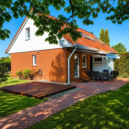 Ostseeferienhaus Usedom Am Achterwasser Hundefreundlich Naturlage Familie Christian Ziethen Lutow